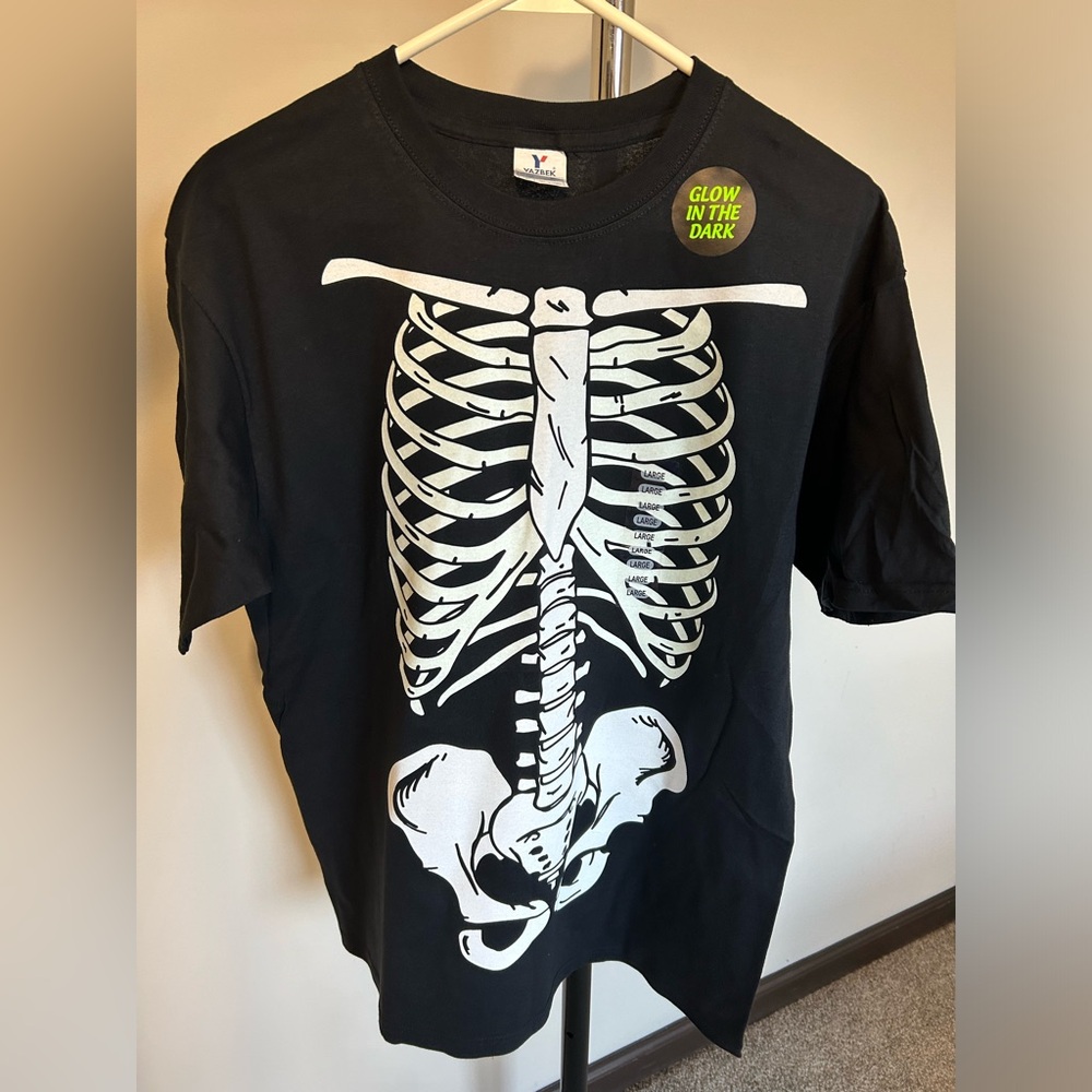 Skeleton Glow In The Dark Tshirt Sz:L